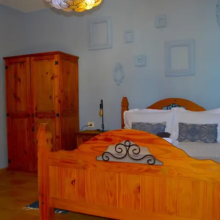 Ziggys Mountain Retreat (adults Only) Nocleg ze śniadaniem 3*