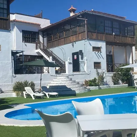 Ziggys Mountain Retreat (adults Only) فندق فيلافلور