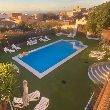 فندق Ziggys Mountain Retreat (adults Only) *