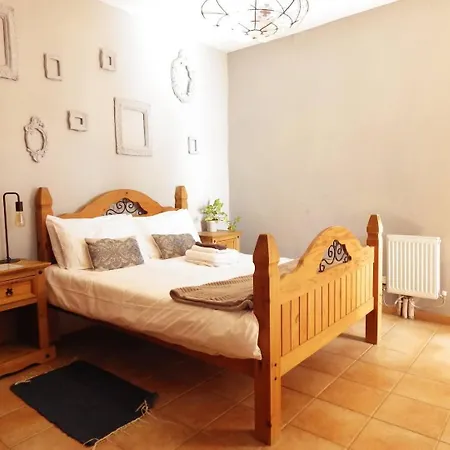 Ziggys Mountain Retreat (adults Only) فيلافلور