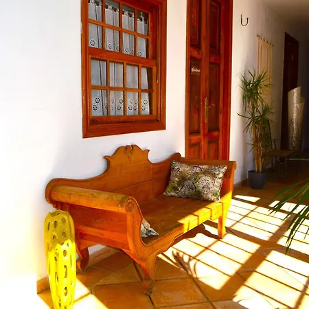 Ziggys Mountain Retreat (adults Only) Отель Вилафлор