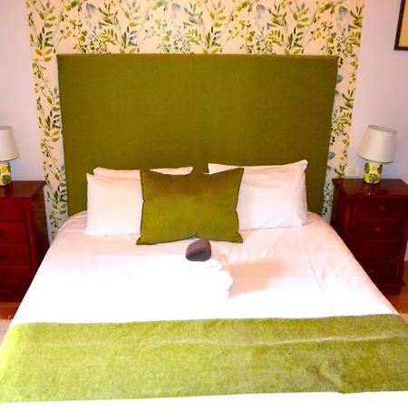 Ziggys Mountain Retreat (adults Only) Отель Вилафлор